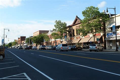 Manchester ct - Manchester is a quaint town in central Connecticut with a rich history and culture. Find out its cost of living, crime rate, rankings, pros and cons, and what people say about it.